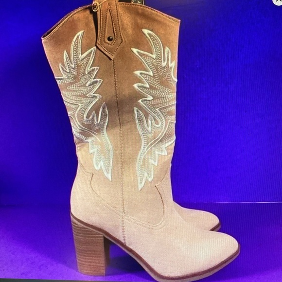 🎉SALE🎉*LastPair*MIATaleyTallWesternBootsNIB NWTBlushSize9 EmbroideredFauxLeather - Picture 8 of 9
